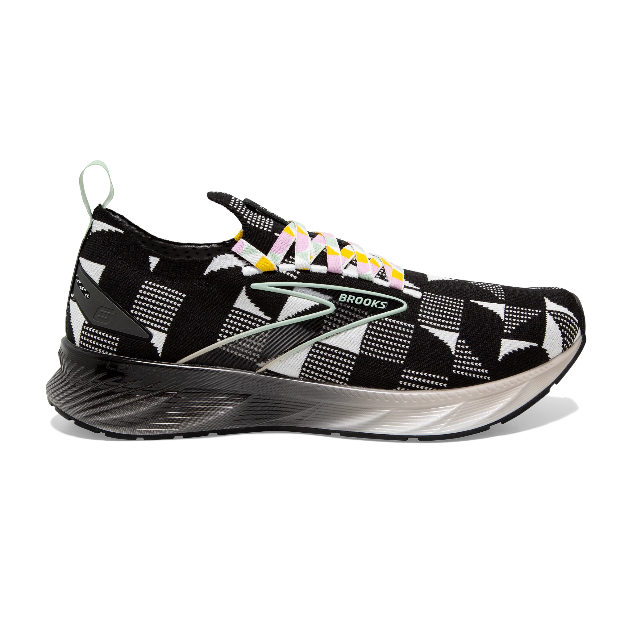 Women's Levitate StealthFit 6